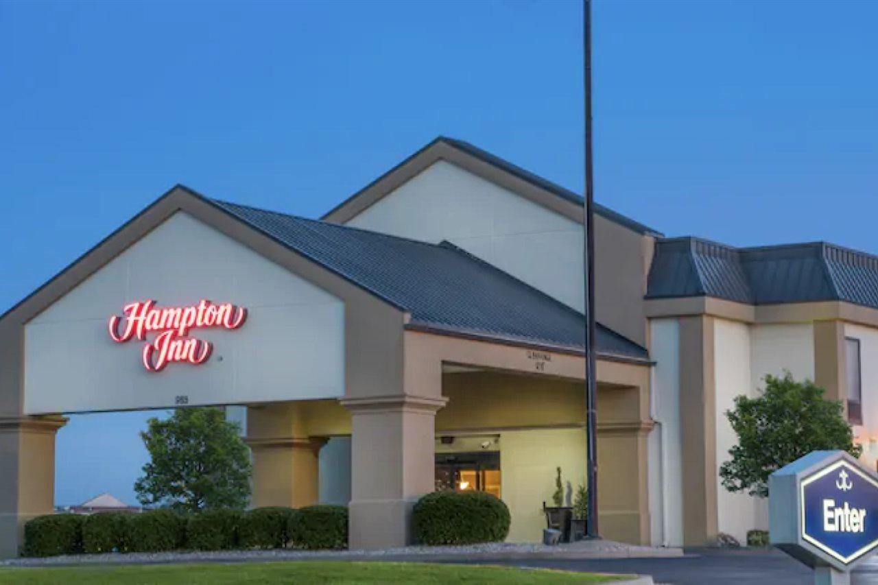 Hampton Inn Бардстаун Екстериор снимка