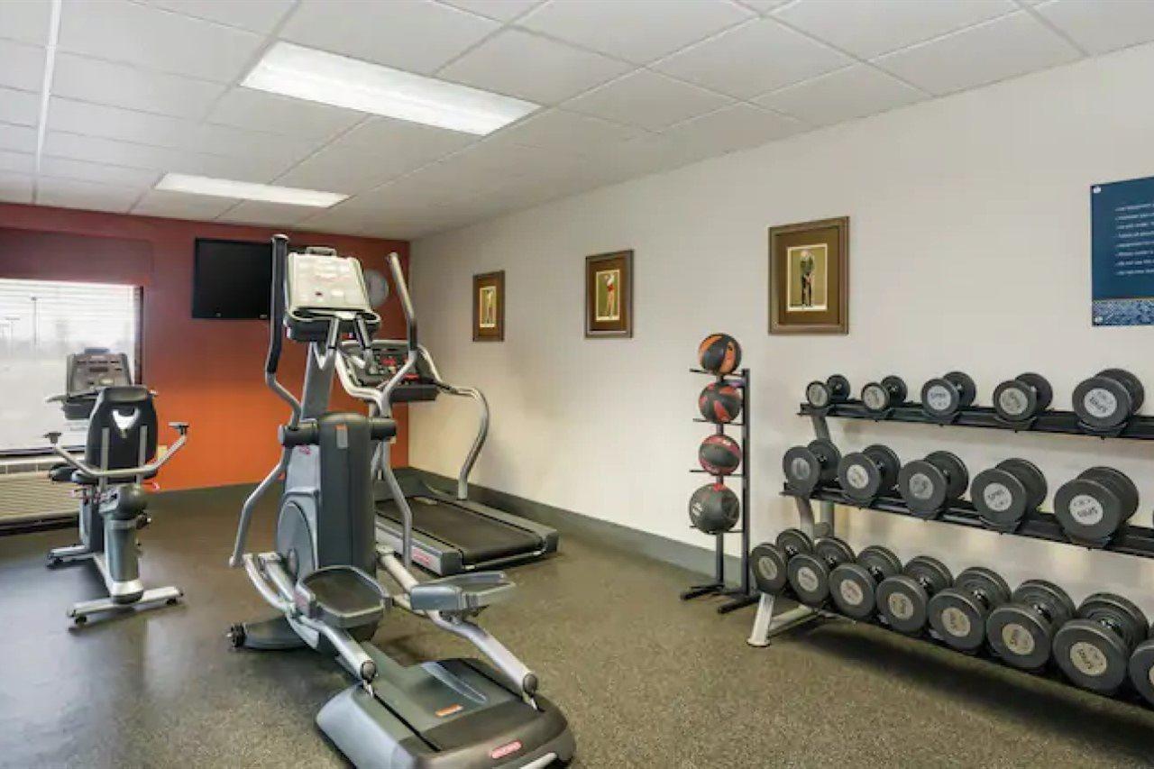 Hampton Inn Бардстаун Екстериор снимка