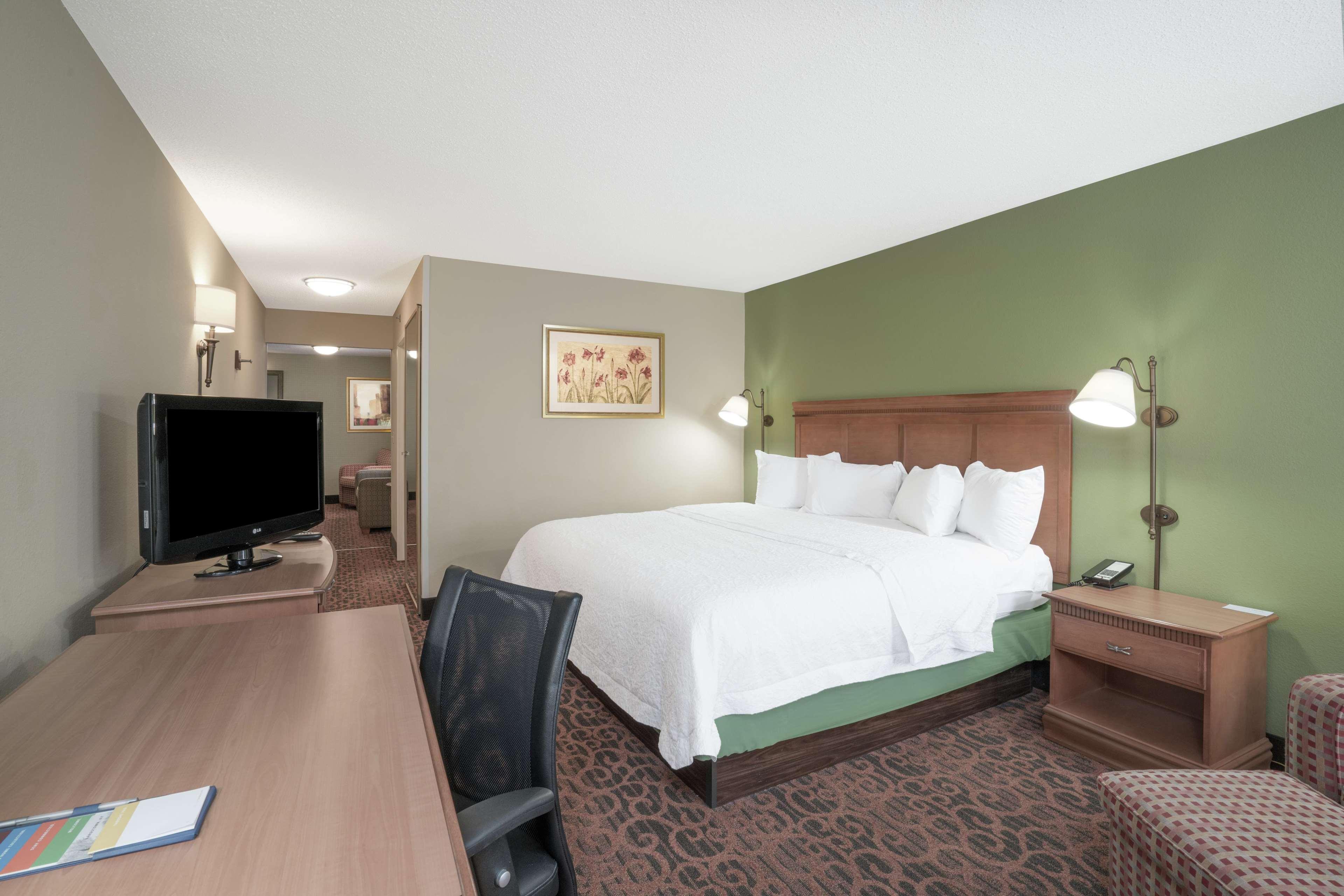 Hampton Inn Бардстаун Екстериор снимка