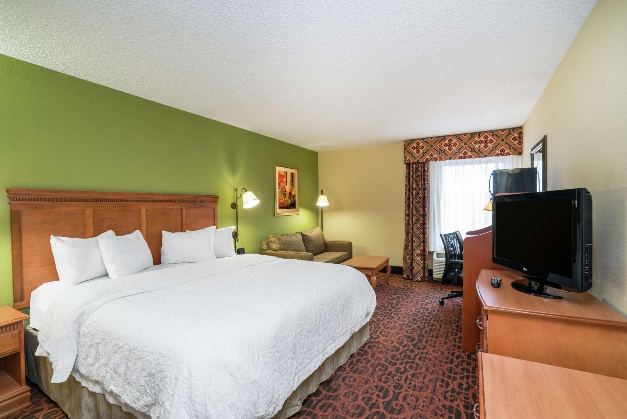 Hampton Inn Бардстаун Екстериор снимка