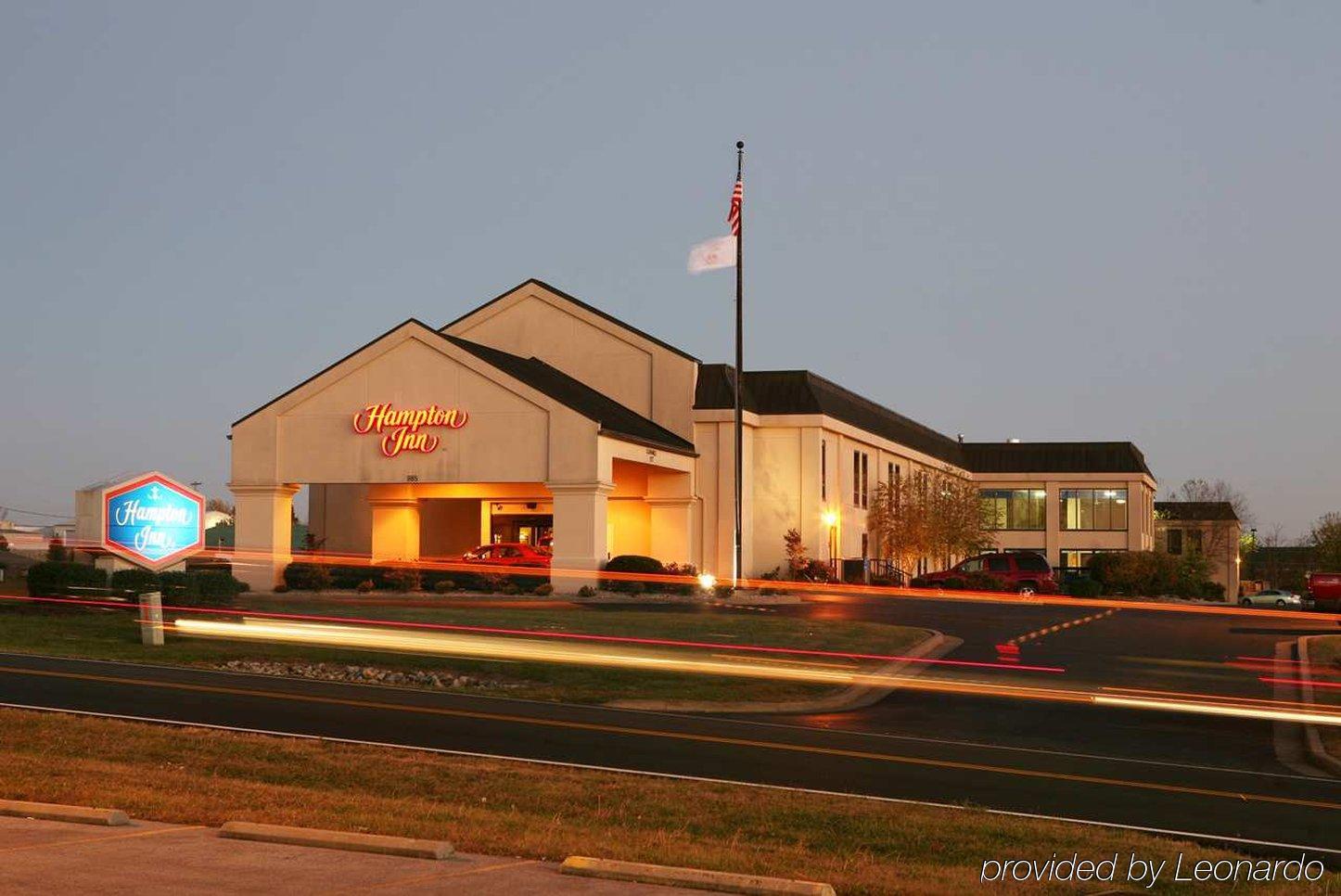 Hampton Inn Бардстаун Екстериор снимка